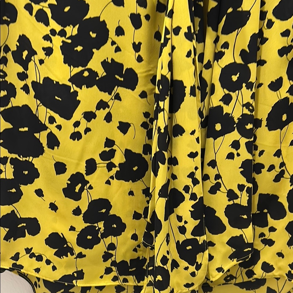 WORTHINGTON Black and Yellow Floral Sleeveless Top - Picture 7 of 8